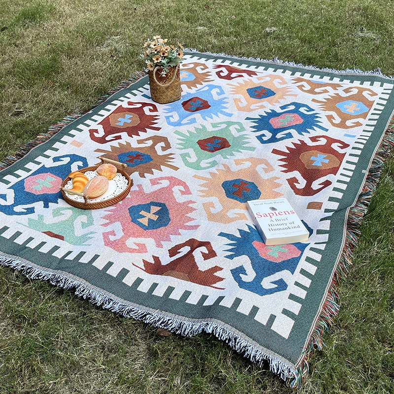 Bohemian Tassel Picnic Blanket, Boho Geometric Woven Throw Blanket for Outdoor Camping, Beach, Sofa Decor